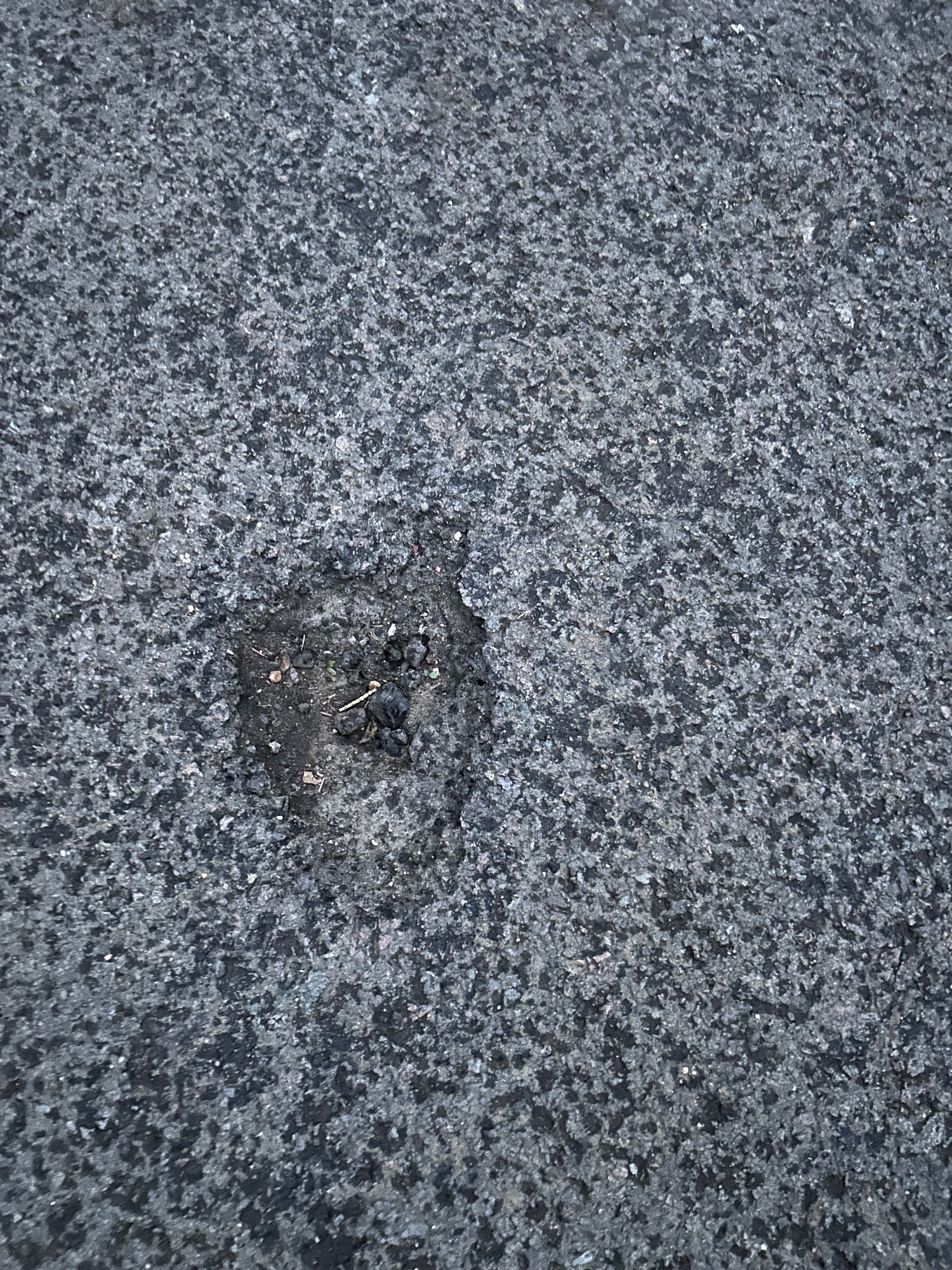 Pothole on Duxford Road